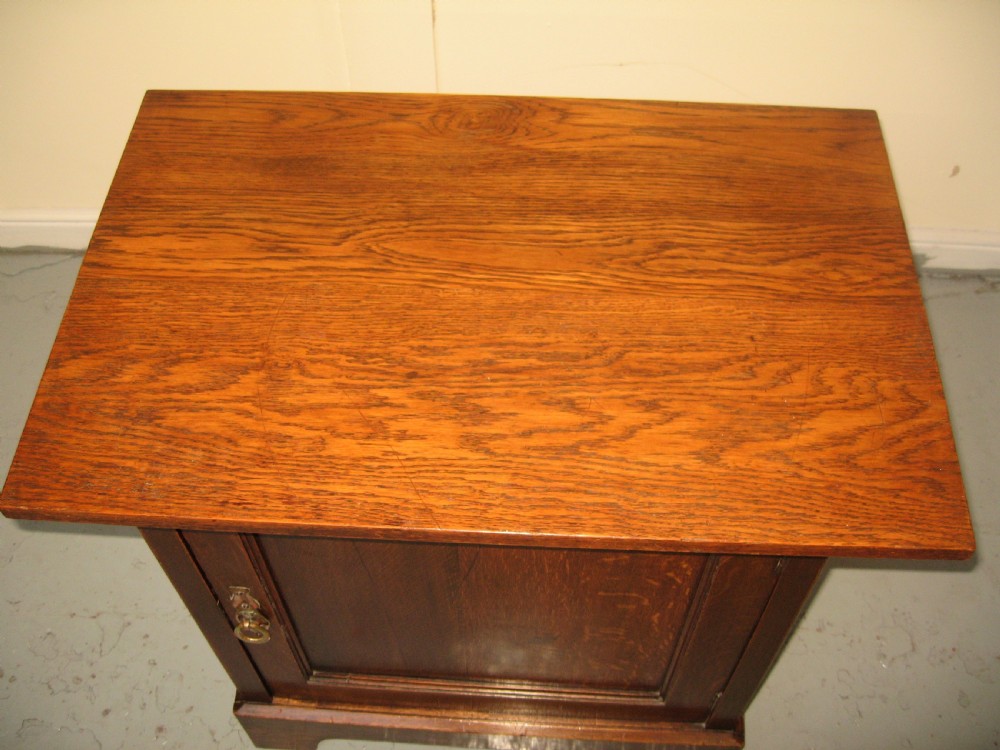 Oak Arts and Craft style  small cupboard View II
