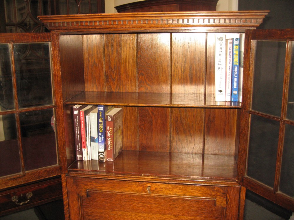 Oak bookcase and writing desk View IX