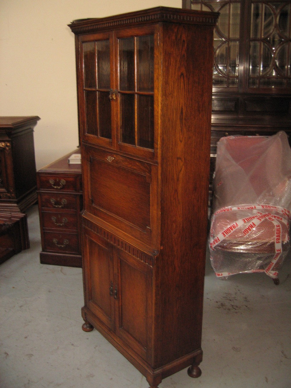 Oak bookcase and writing desk View X