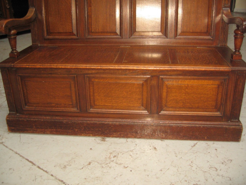 oak bench seat View II