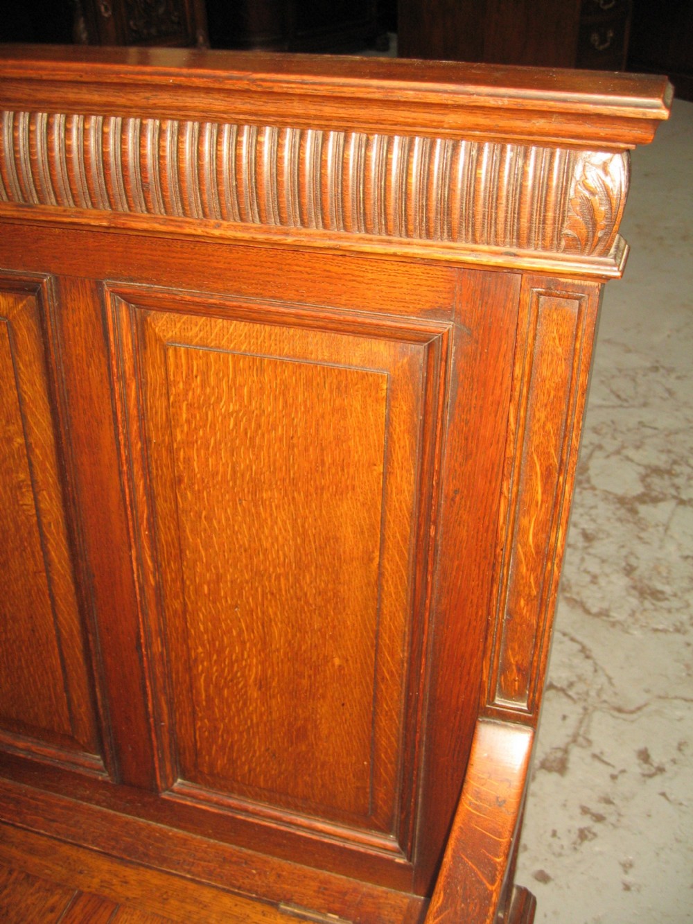 oak bench seat View V