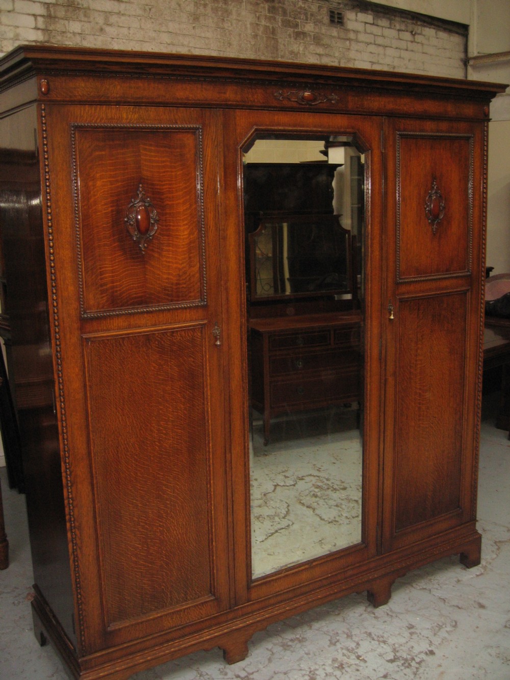 Large oak three door wardrobe View II
