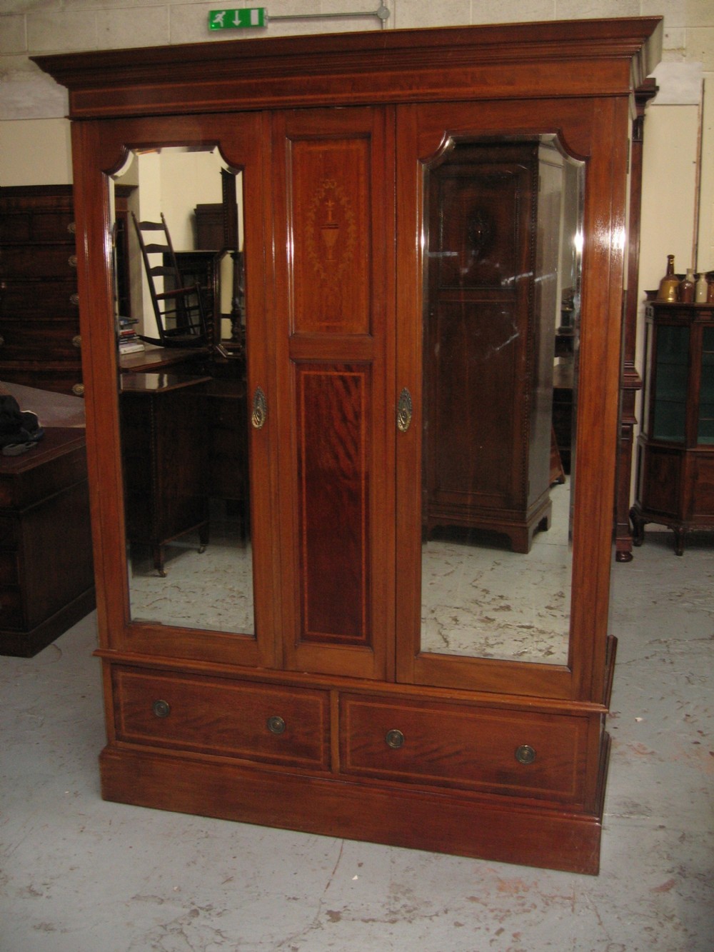 Edwardian inlaid mahogany  two door wardrobe View VIII