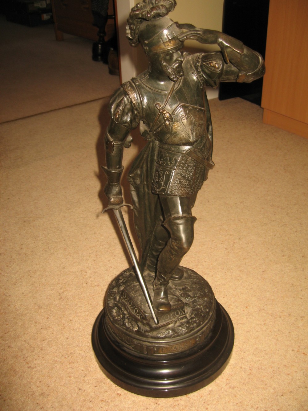 Pair of 19th century metal figures  soldiers View III