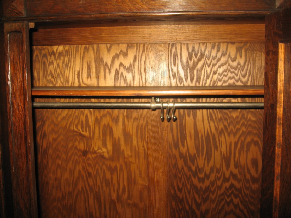 Oak hall wardrobe View VII