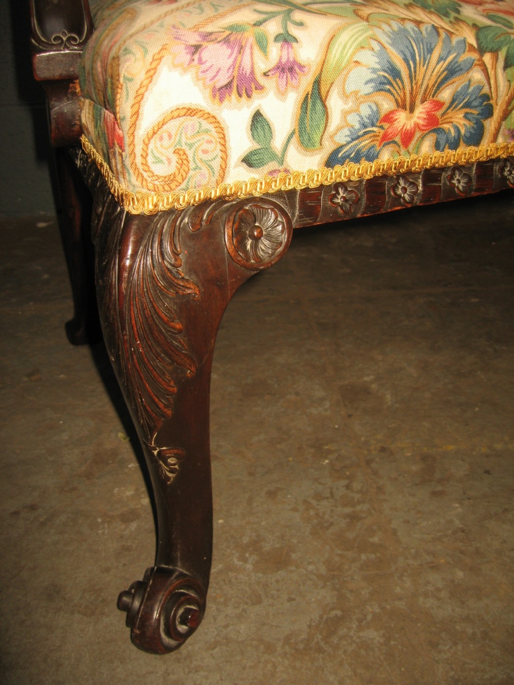 Antique Georgian  style mahogany sofa couch View VI