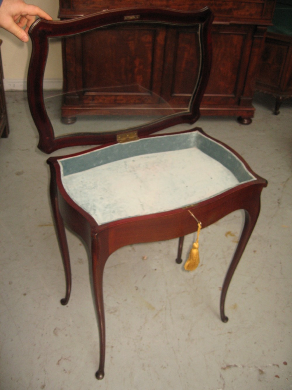 Edwardian Mahogany table display show case  View V