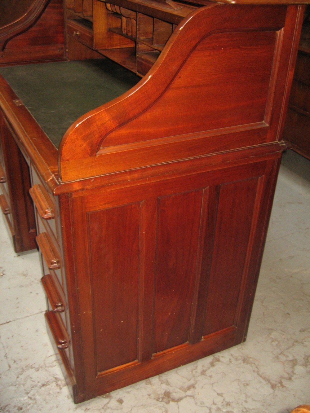 Mahogany roll top desk View V