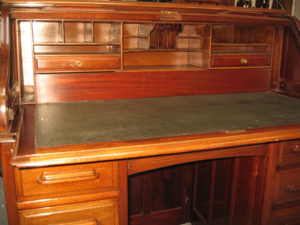 Mahogany roll top desk View VI