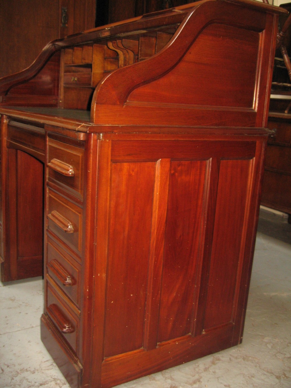 Mahogany roll top desk View VII