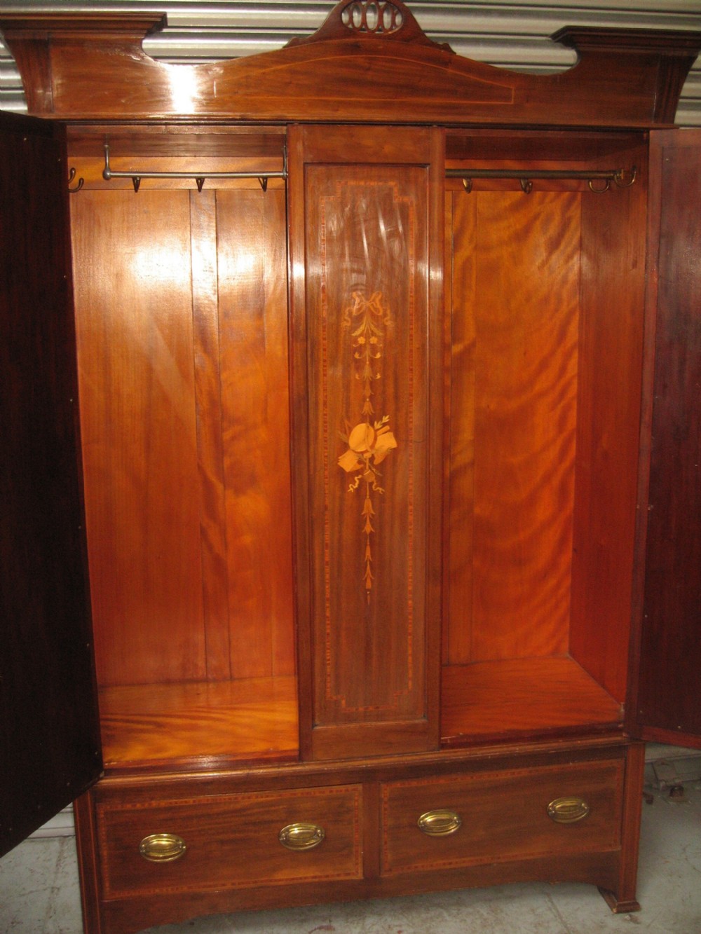 Edwardian mahogany two door wardrobe View VI