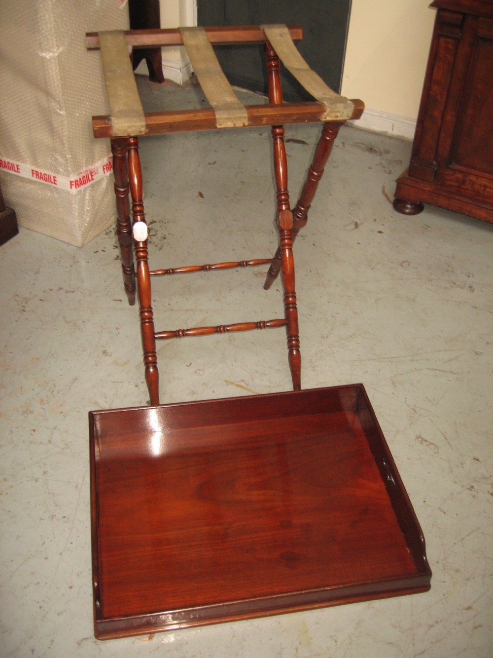 Good 19th century mahogany  butlers folding  stand View V