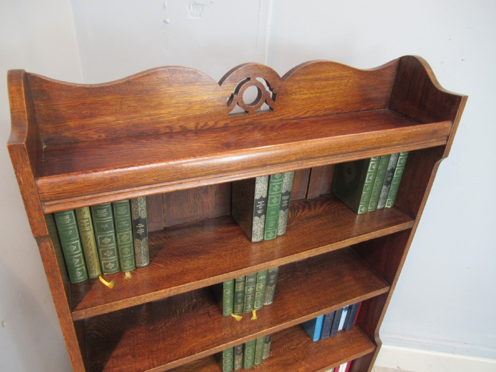 Oak open bookcase View III