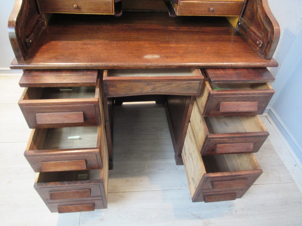 Small oak roll top  desk View VI