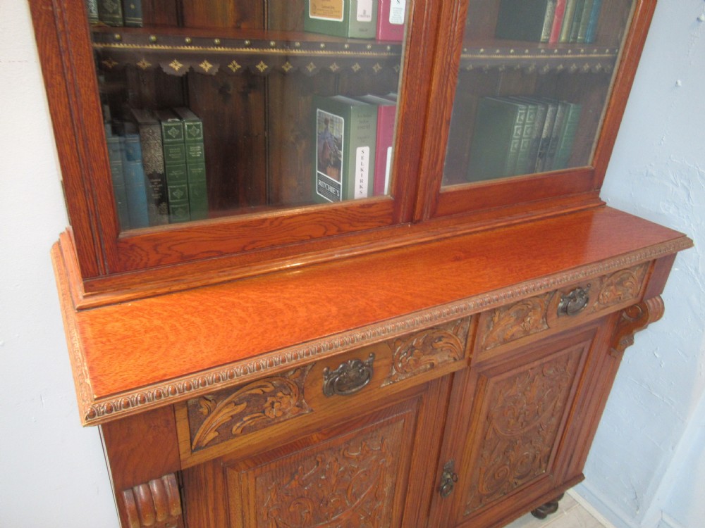 Late victorian period oak  cupboard bookcase View IV