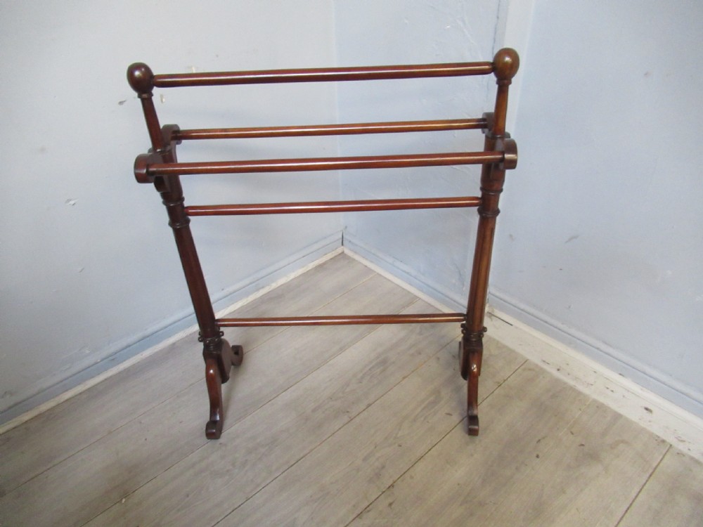 Victorian mahogany towel rail