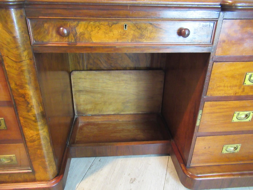 Large Victorian walnut Duchess  dressing table View IX