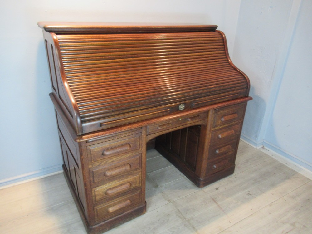 Large oak roll top desk