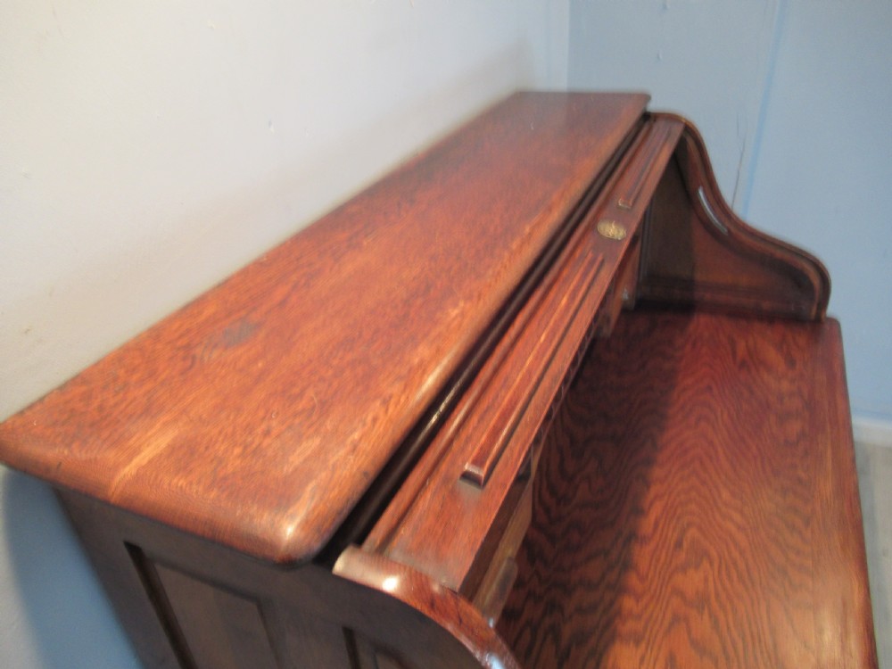 Large oak roll top desk View VII
