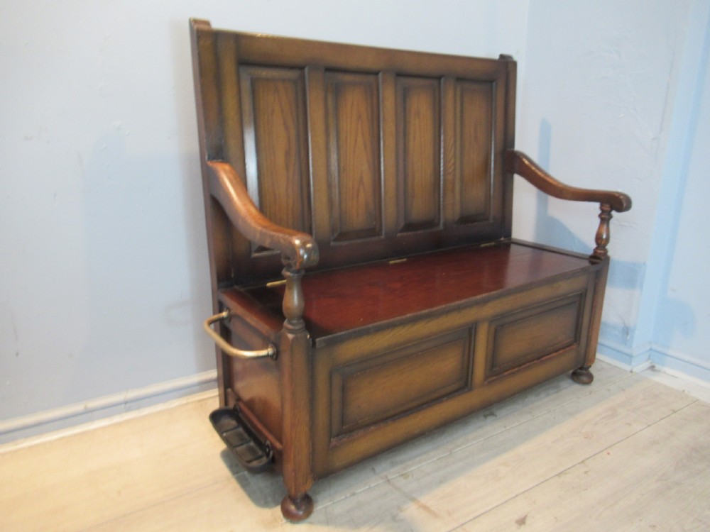 Oak monks bench lid  seat View V