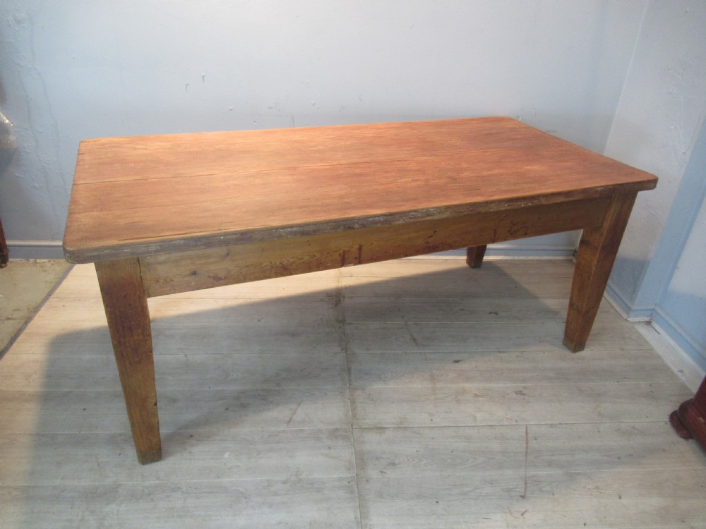 antique pine dining table View V