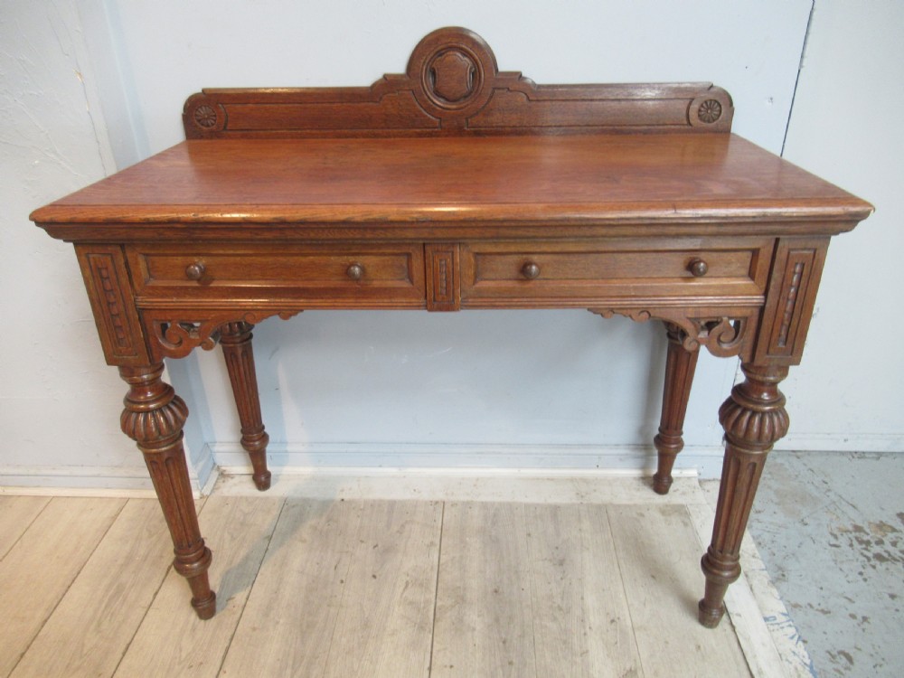 Victorian period oak side table