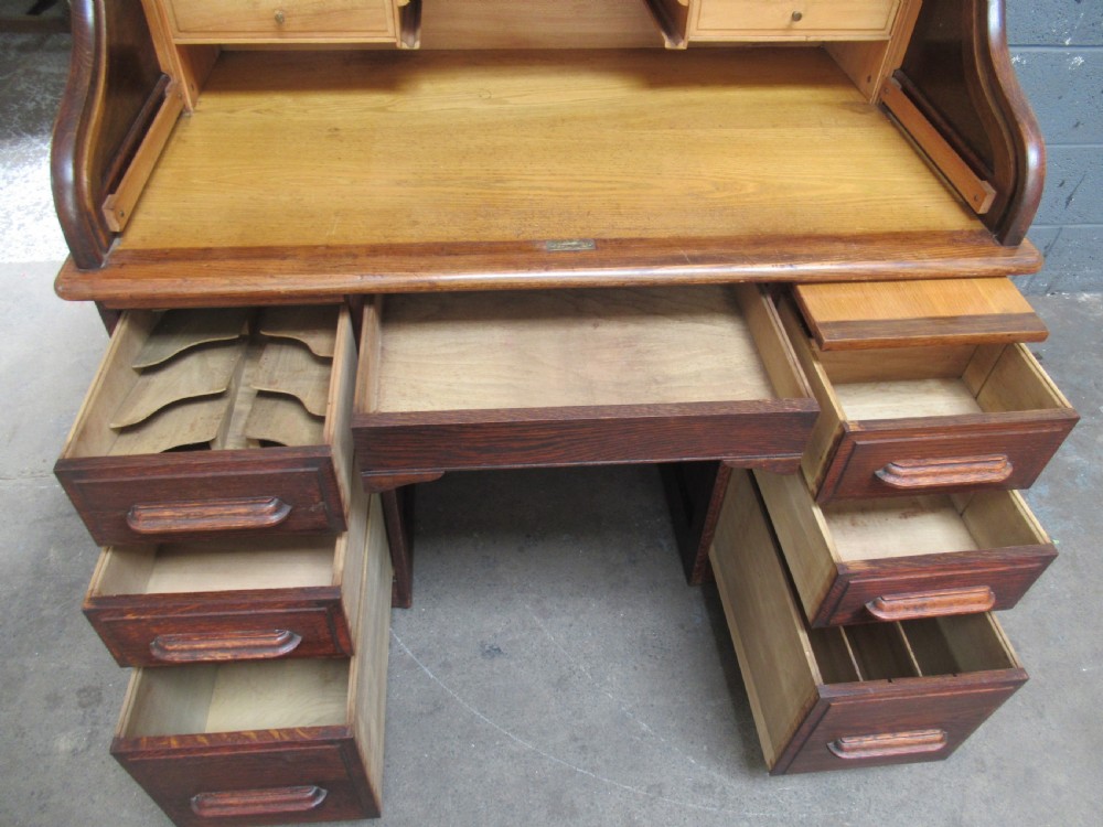 Oak roll top desk by Angus  makers View III