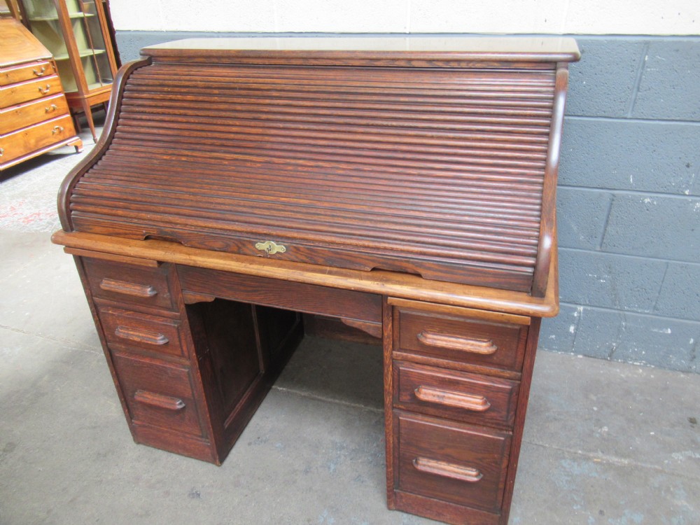 Oak roll top desk by Angus  makers