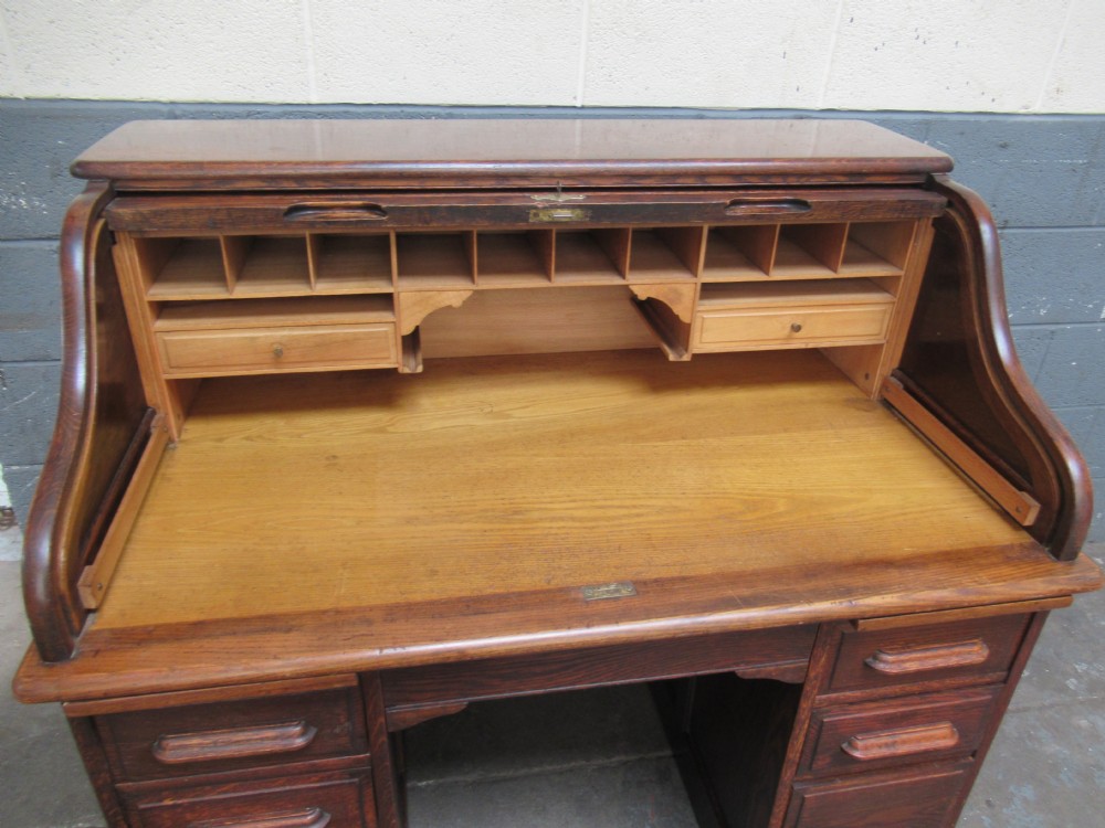 Oak roll top desk by Angus  makers View XI