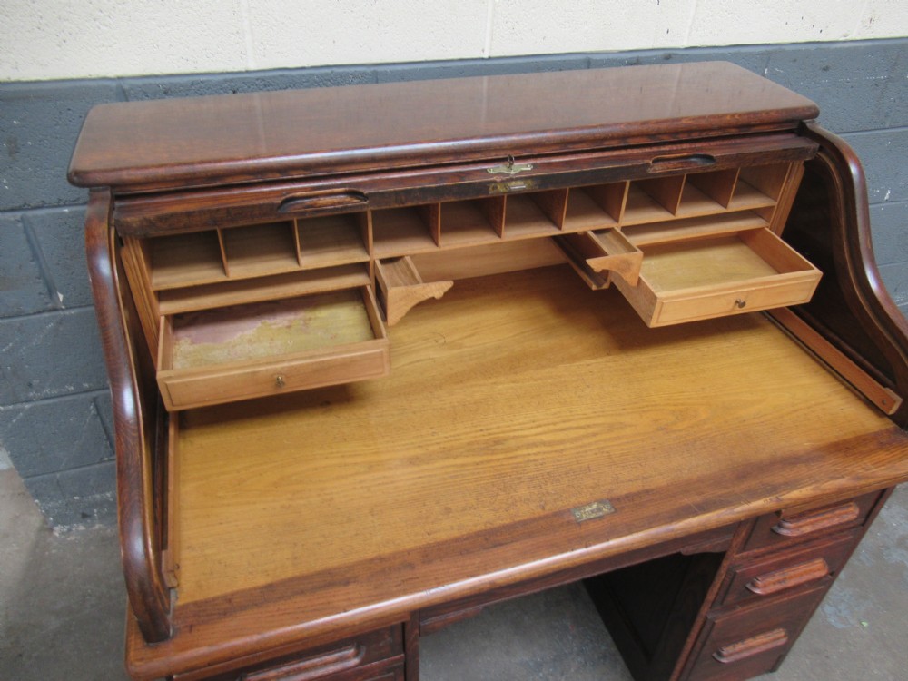 Oak roll top desk by Angus  makers View XII