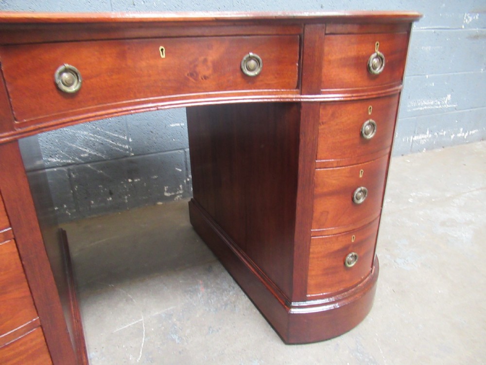 Edwardian mahogany kidney shaped knee hole desk View VIII