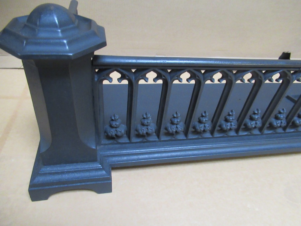 19th century large cast iron fire fender View VI