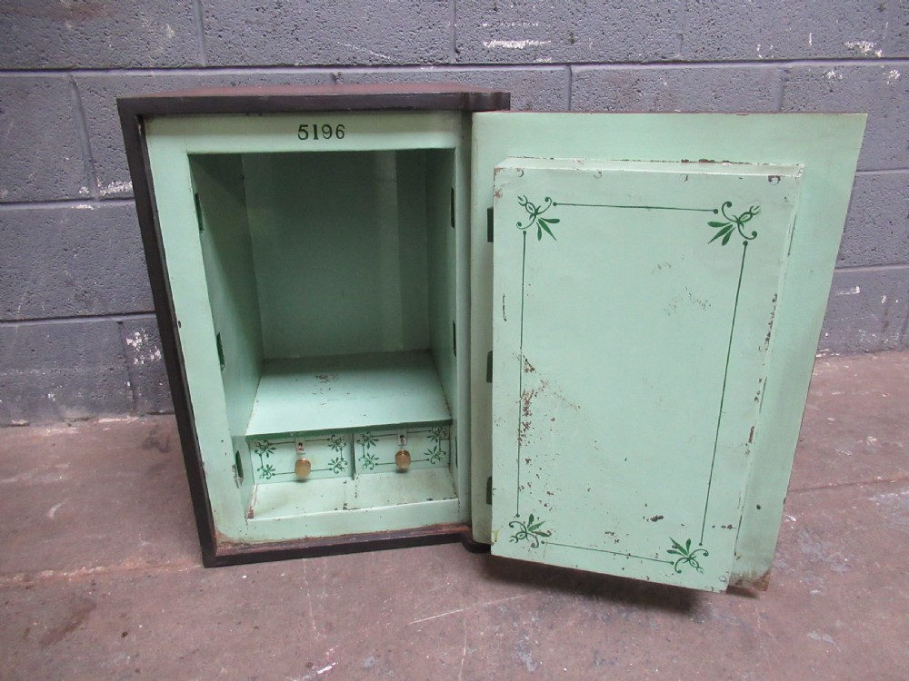 Antique iron  safe View VI