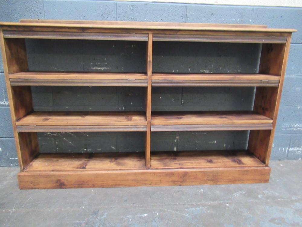 Rustic old pine open bookcase View VIII