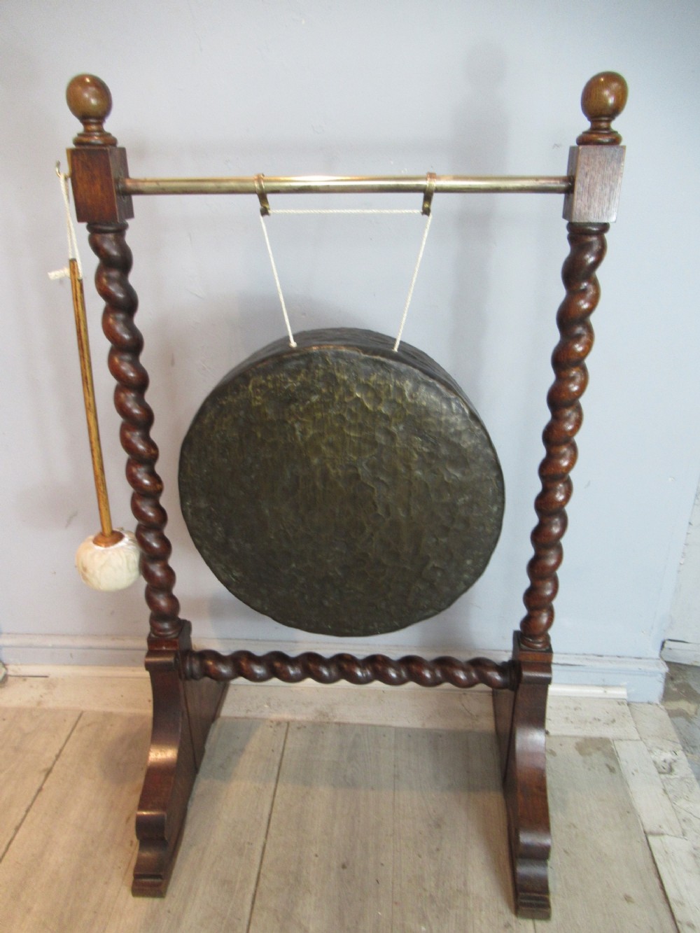 Late Victorian  oak dinner gong