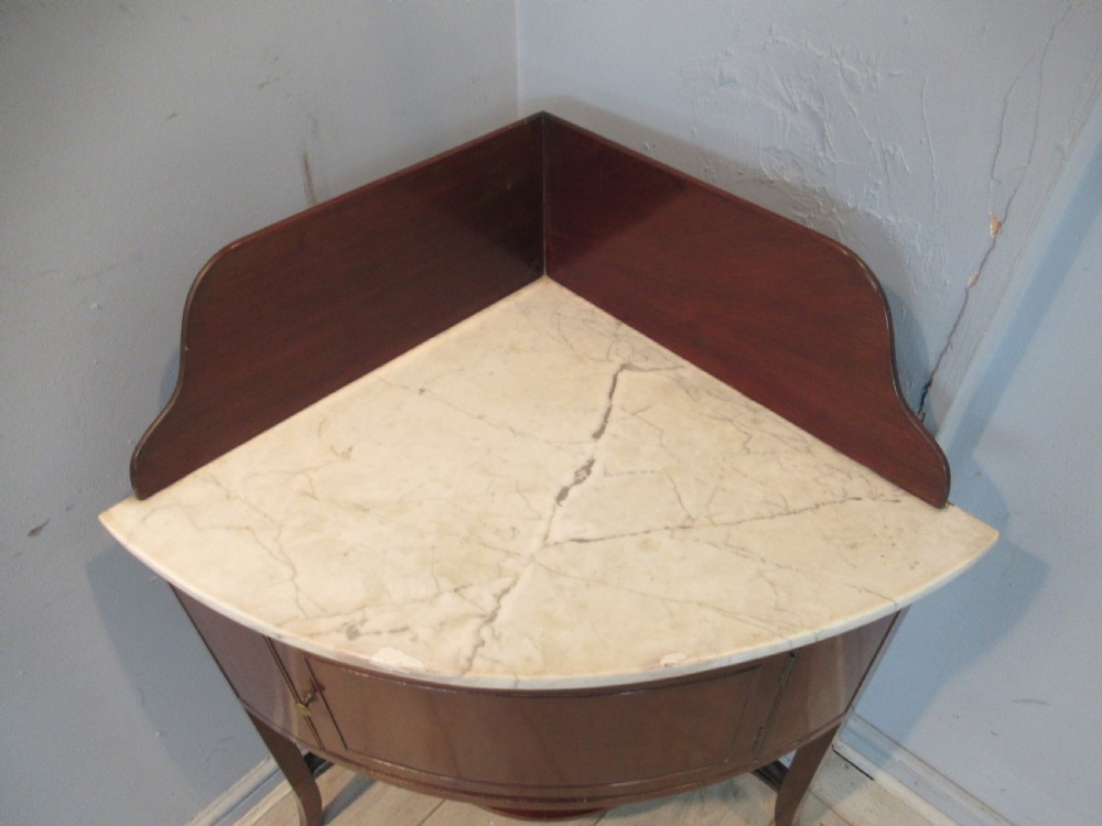 Victorian  mahogany   corner wash stand View VI