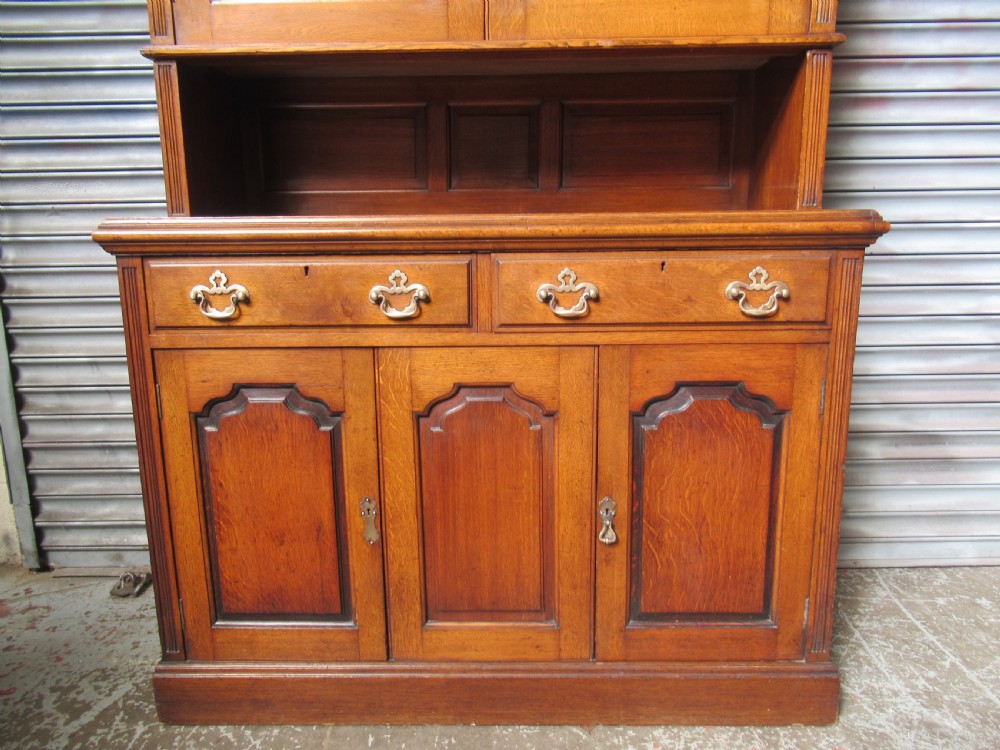Late Victorian oak cupboard bookcase View II