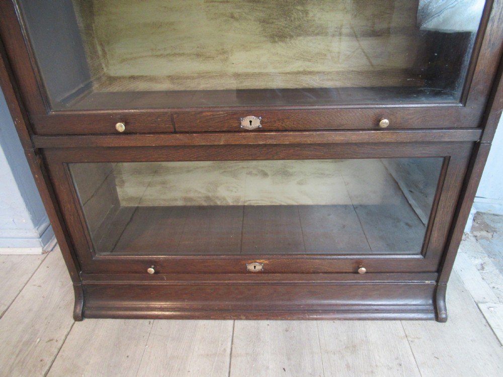LEBUS   Oak  six tier bookcase View VII