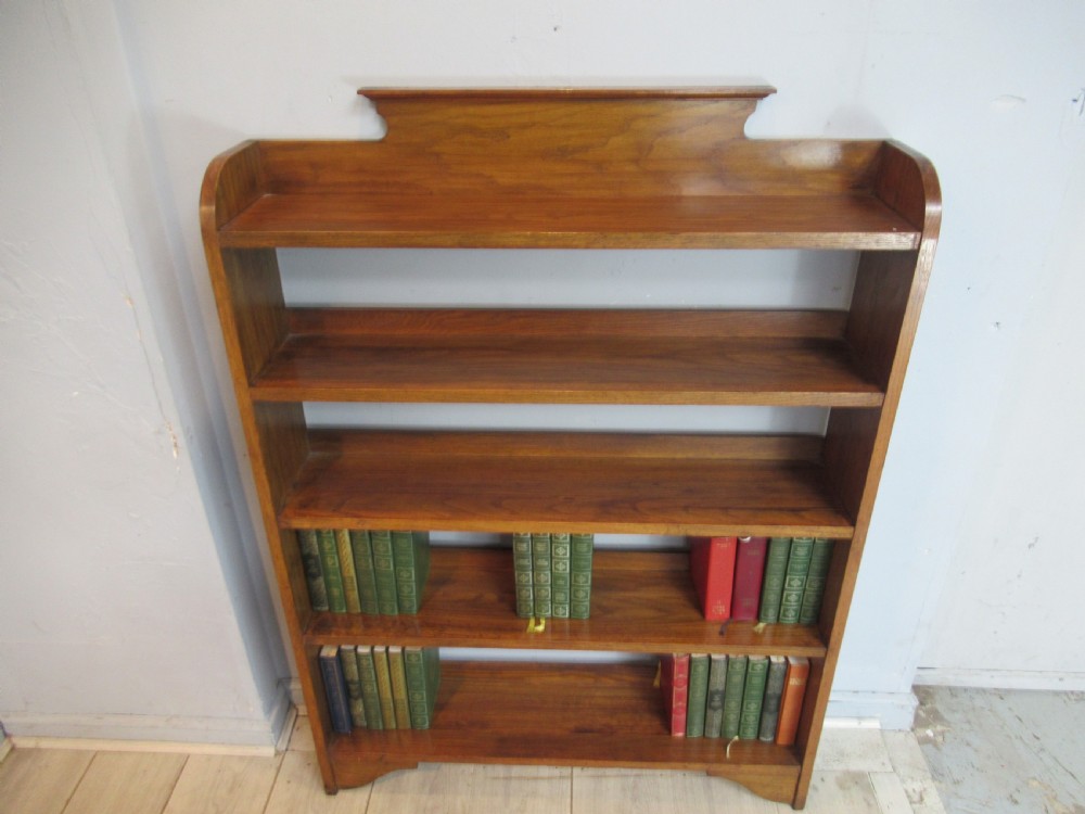 1920s oak open bookcase View II