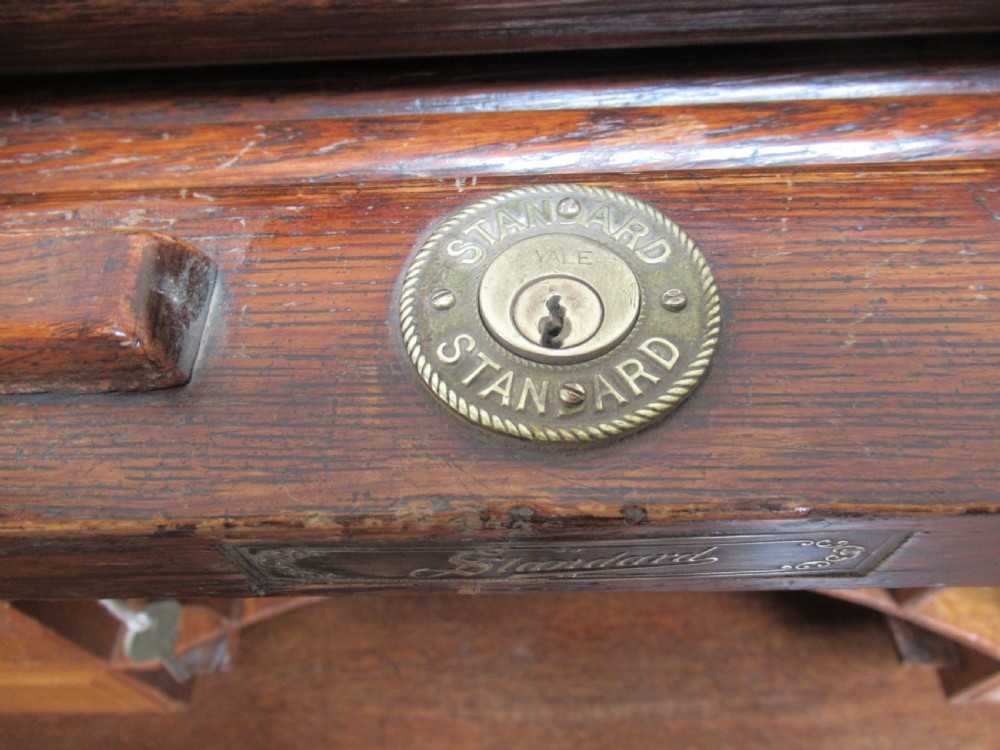 Oak Roll Top desk View III