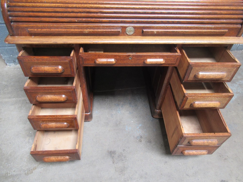 Oak Roll Top desk View IX