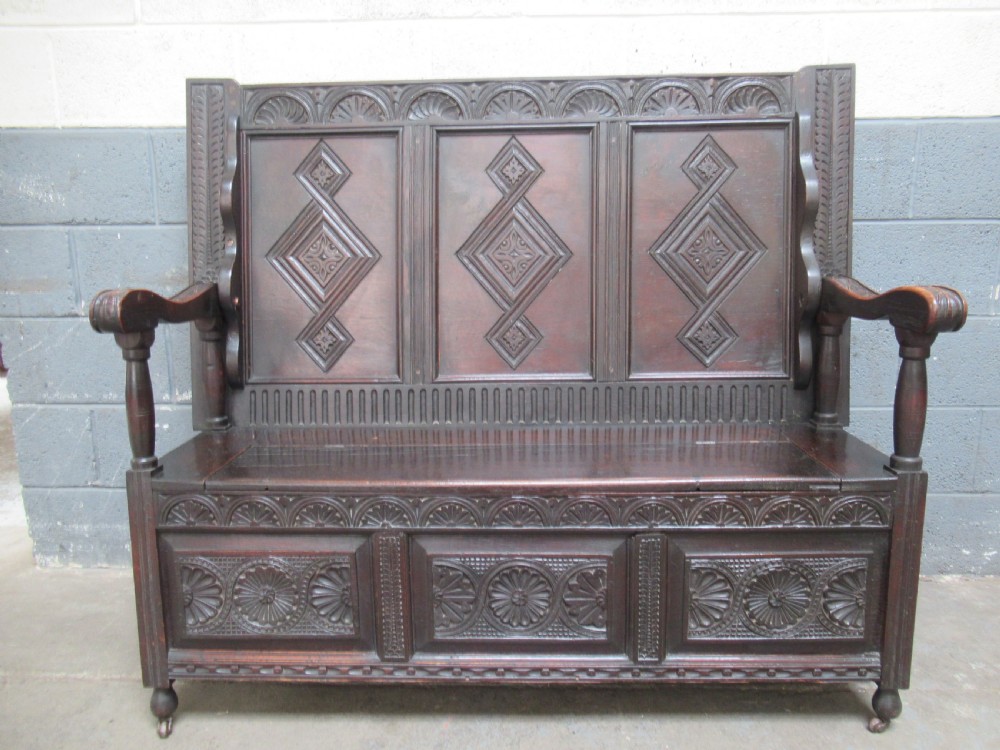 Late Victorian oak monks  bench seat