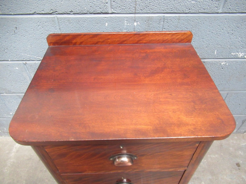 Small Victorian  three drawer chest View VIII