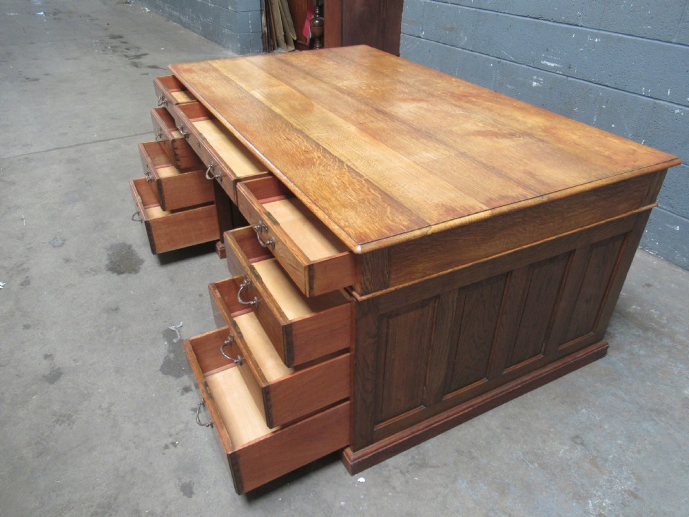 Large oak knee hole desk View X