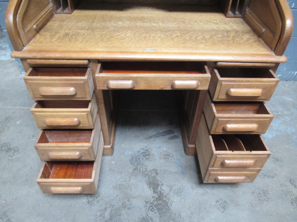 Large light oak roll top desk View XI