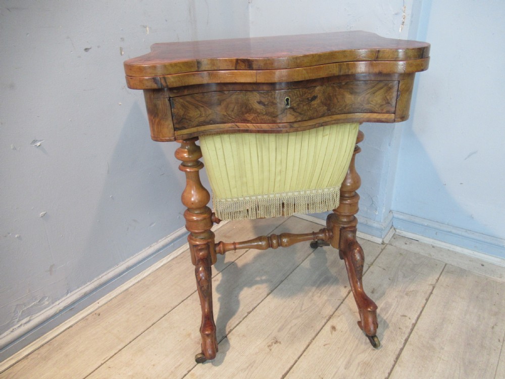 Victorian burr walnut   games / sewing table View II