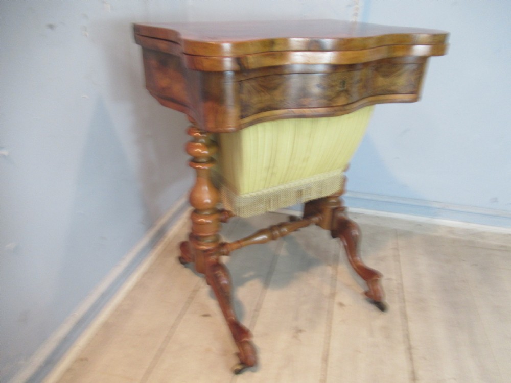 Victorian burr walnut   games / sewing table View III