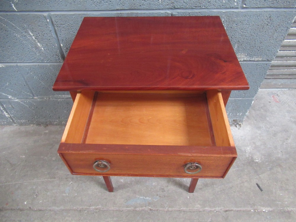 Mahogany lamp table  (1930s) View IX