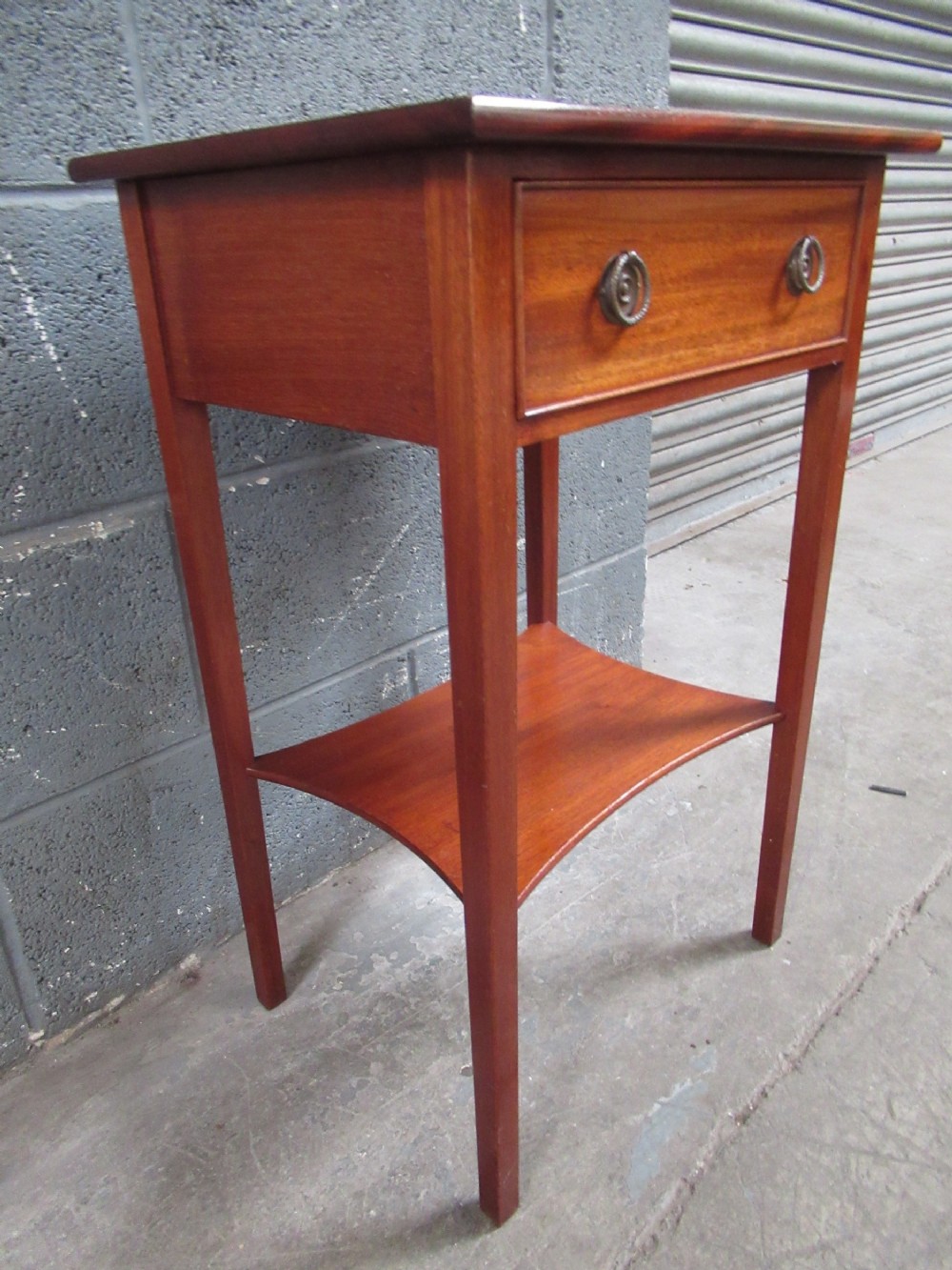Mahogany lamp table  (1930s)