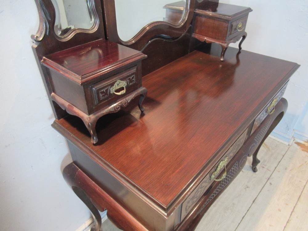 Late  Victorian mahogany dressing table  View IV